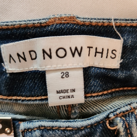 AND NOW THIS Women's High-Rise Vintage Straight Button Cuffed Jeans Size 28 - Picture 7 of 14